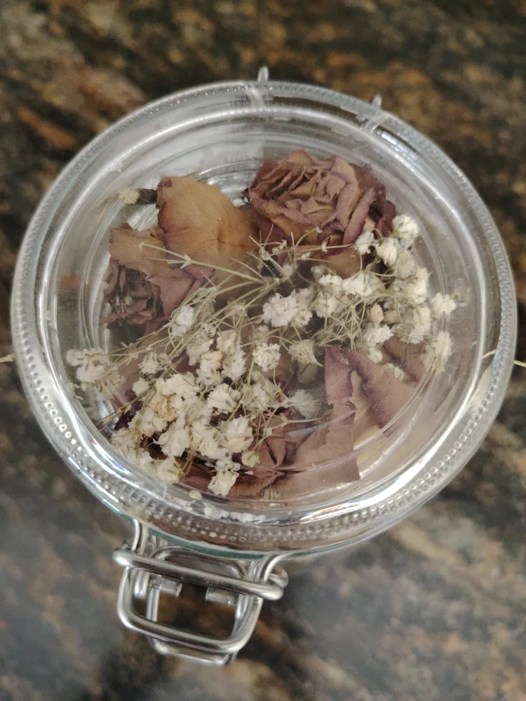 🥕Glass Jar with Dried Flowers image indicator(4)