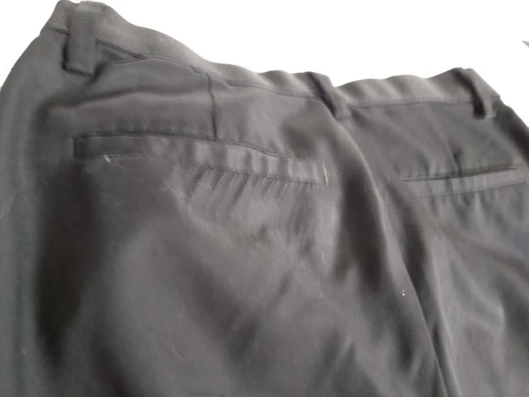 A pair of Black Active Flex Pants #freecycle 🥕🌟 image indicator(5)