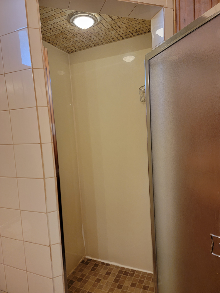 Room Rental Available - photo 4