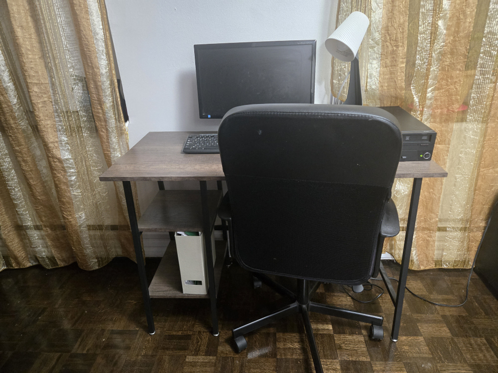 Computer Desk and Computer Chair - photo 3