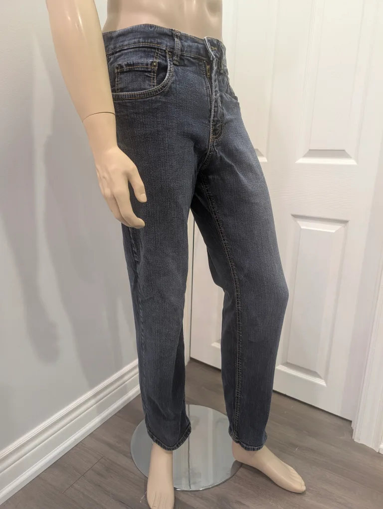VGUC - Men's Urban Star Relaxed Jeans Size 30 x 31 image indicator(3)