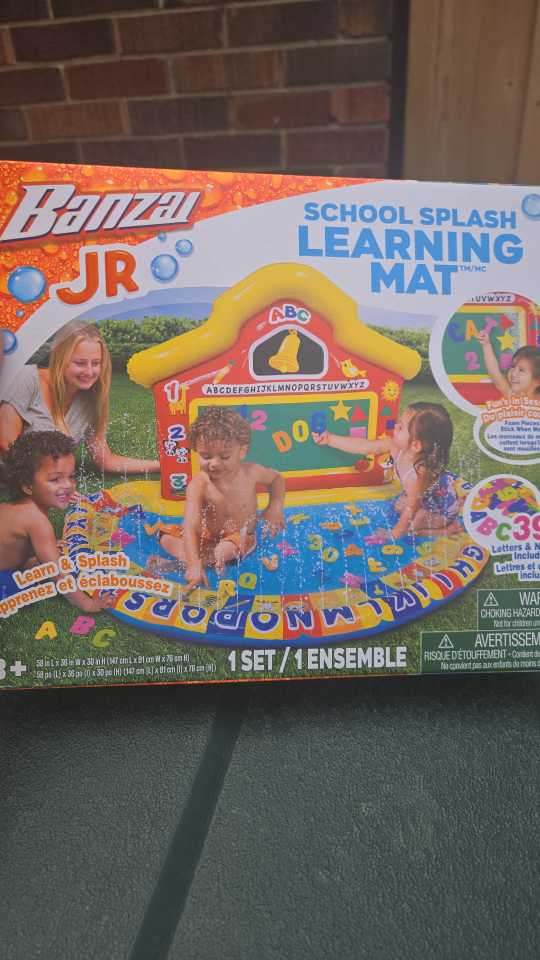 Banzai Jr. School Splash Learning Mat
