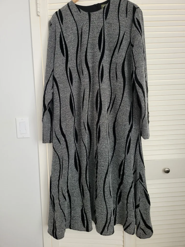 Grey & Black Patterned Dress image indicator(2)