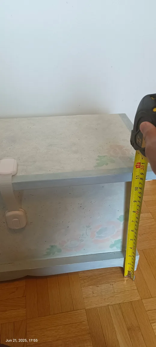 Hand-Painted Floral Storage wooden bench/chest image indicator(5)