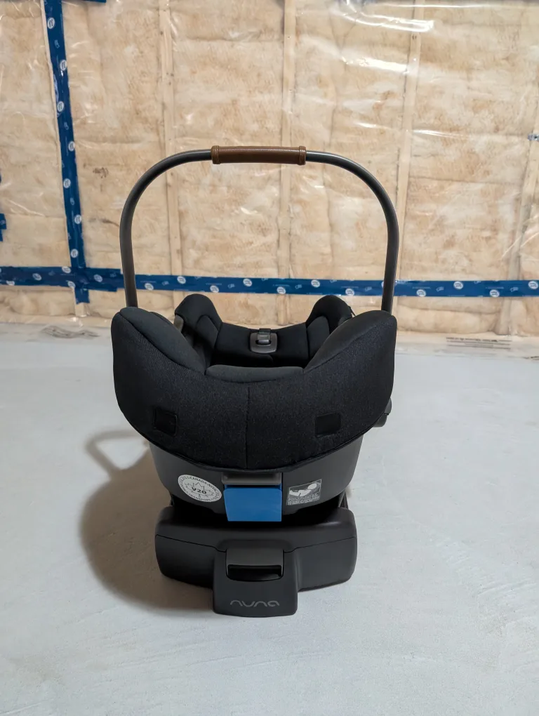 Nuna Pipa Infant Car Seat - Black w/ 2 Bases image indicator(2)