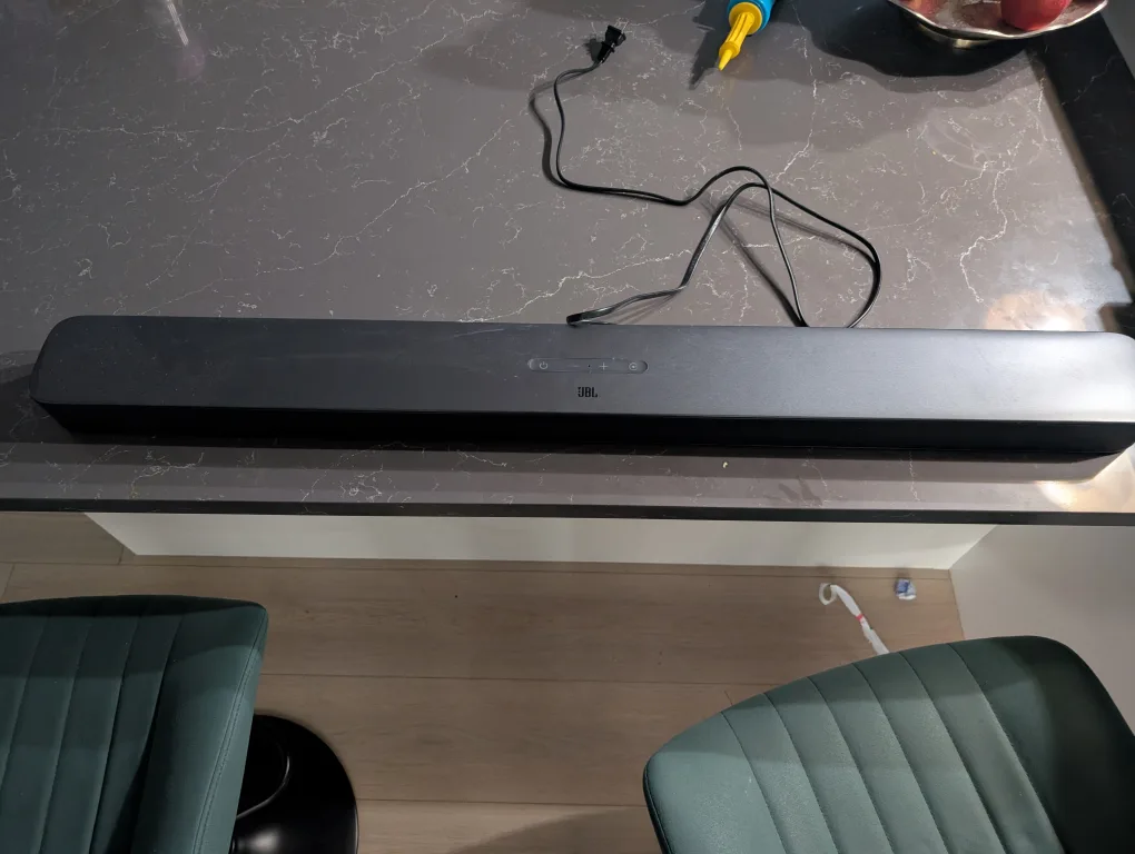 JBL 5.1 Soundbar with Subwoofer thumbnail