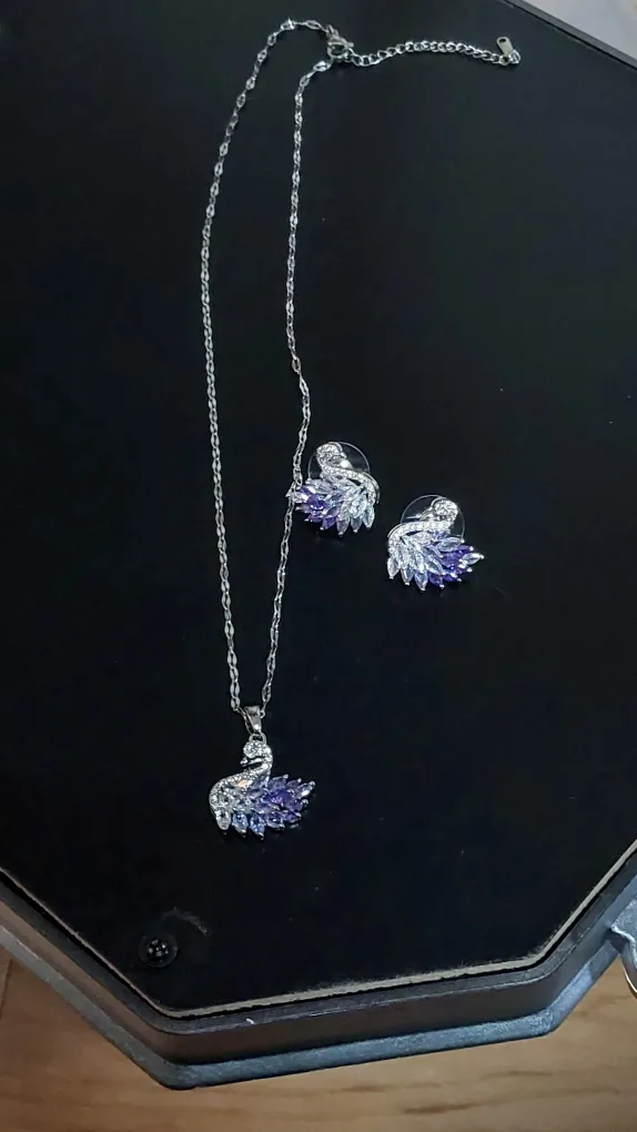 BRAND NEW super dainty classy Swan Necklace and Earring Set image indicator(7)