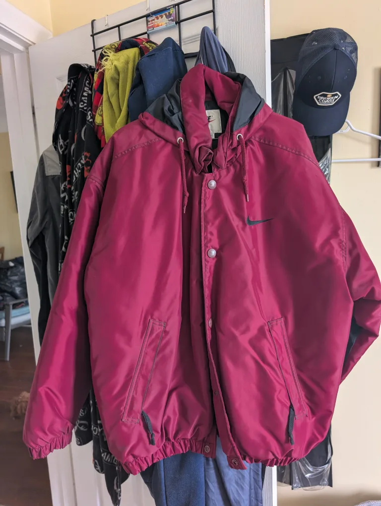 Nike Maroon Winter Jacket image indicator(5)