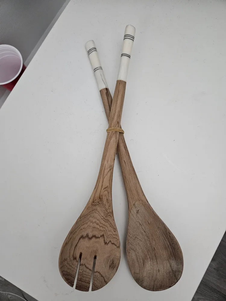 Wooden Salad Servers image indicator(3)