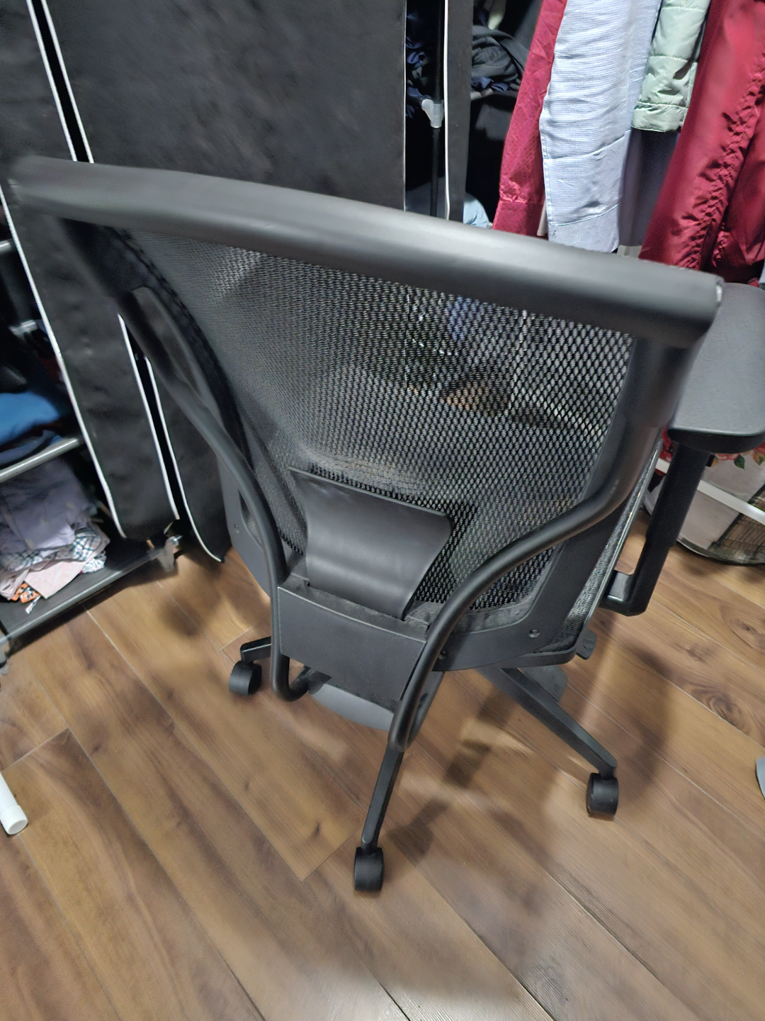 Black Mesh Office Chair - photo 3