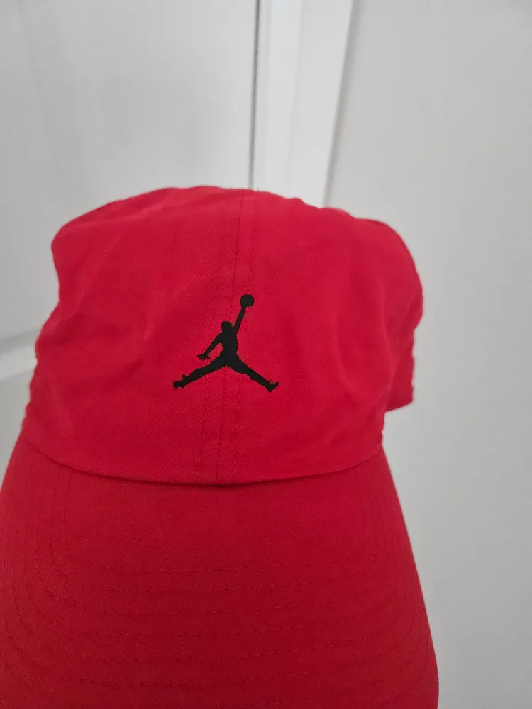 Jordan Red Cap - Adjustable Size unique image indicator(2)