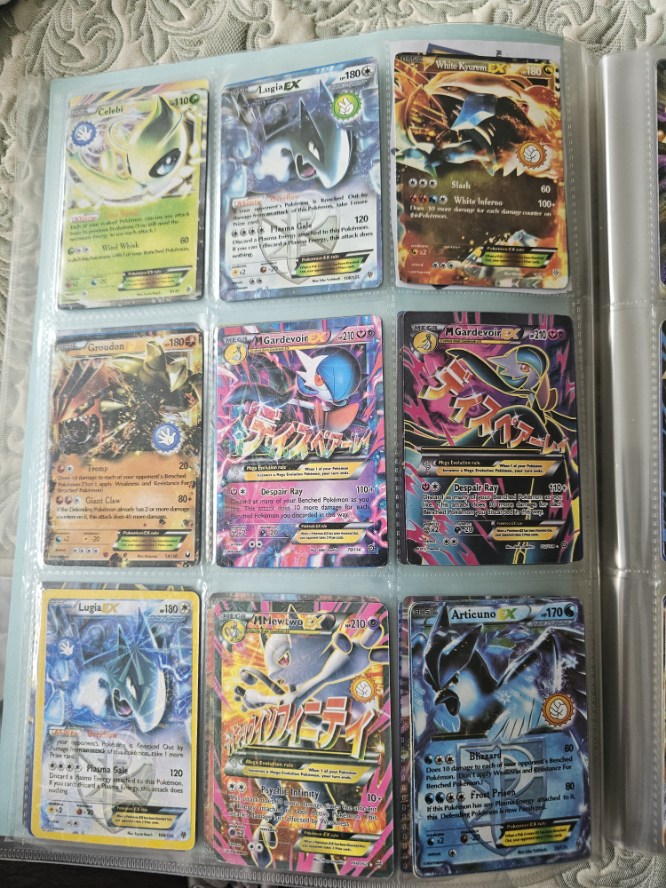 Pokémon Card Binder Collection - photo 4