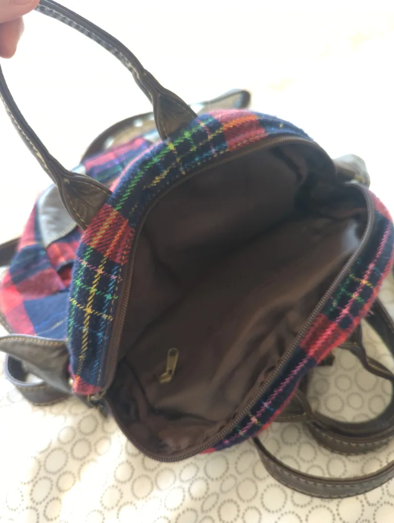 Plaid Print Backpack with Many Pockets image indicator(6)