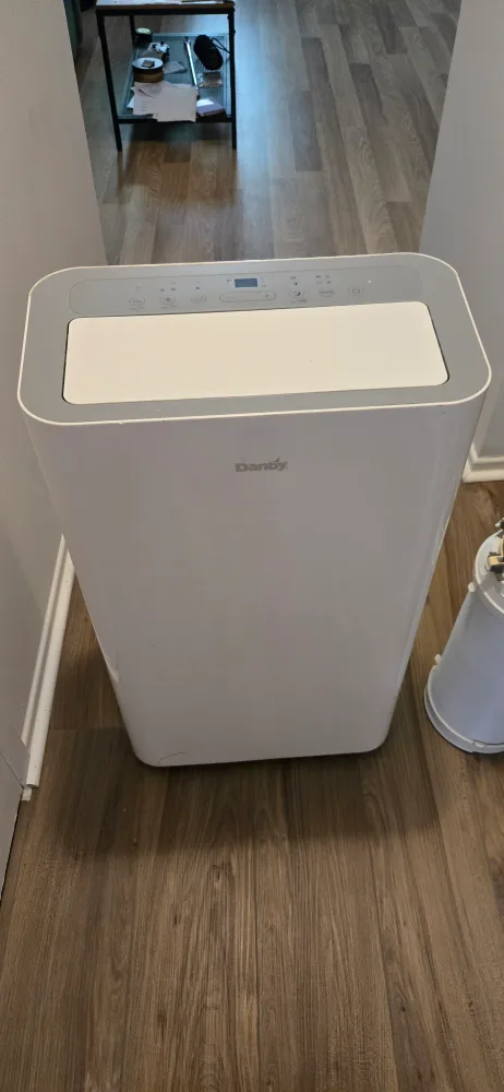 Portable air conditioner with remote (12,000 BTU)