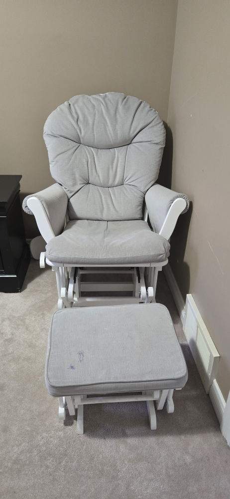 Rocking chair with leg rest