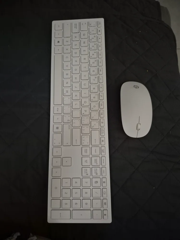 HP Wireless Keyboard and Mouse Combo thumbnail