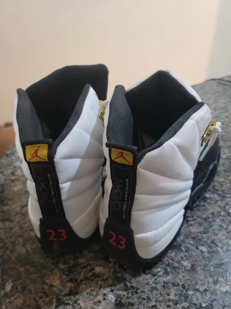 Men's Basketball Shoes Retro Playoffs Size 11 image indicator(3)