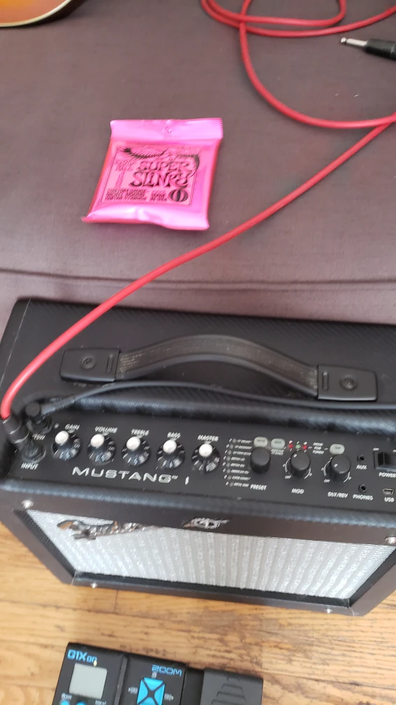 Epiphone Les Paul + Fender Mustang Amp + zoomG1On FX,  Full Kit - photo 3