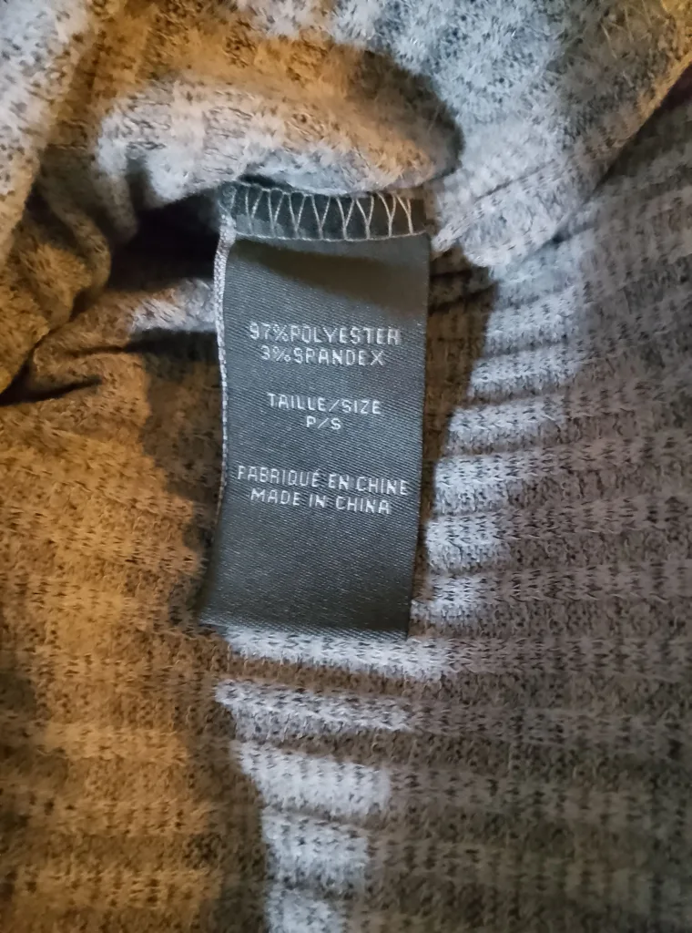 #freecycle RD Style Plaid Top Size P/S image indicator(2)