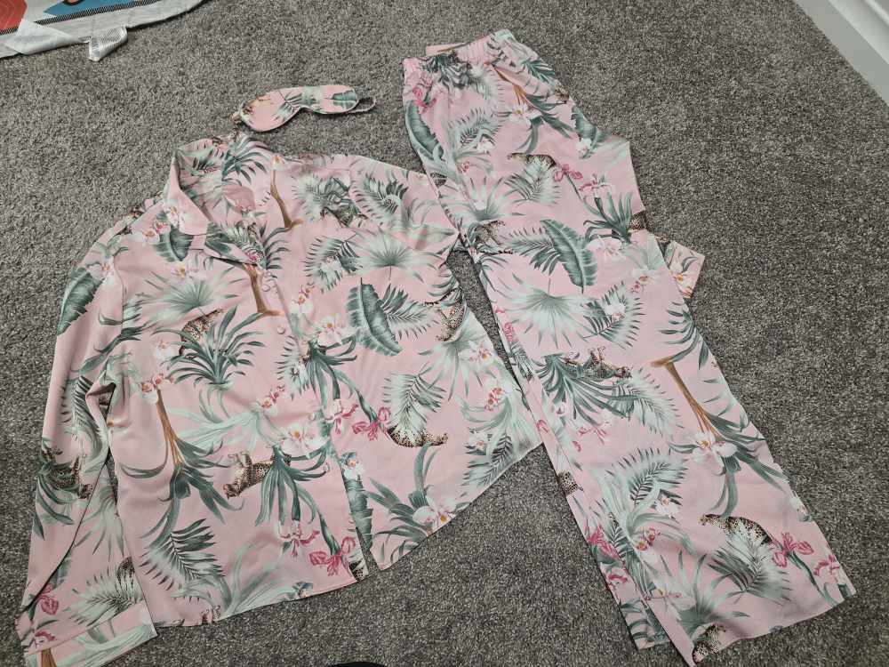 Pink Floral night wear