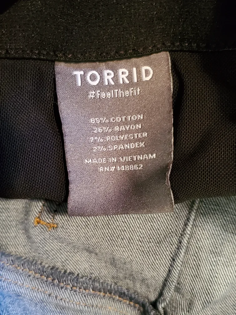 Torrid Bombshell Skinny Jeans image indicator(4)