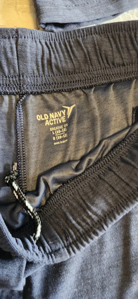 school uniform.shorts size 10-14 image indicator(2)