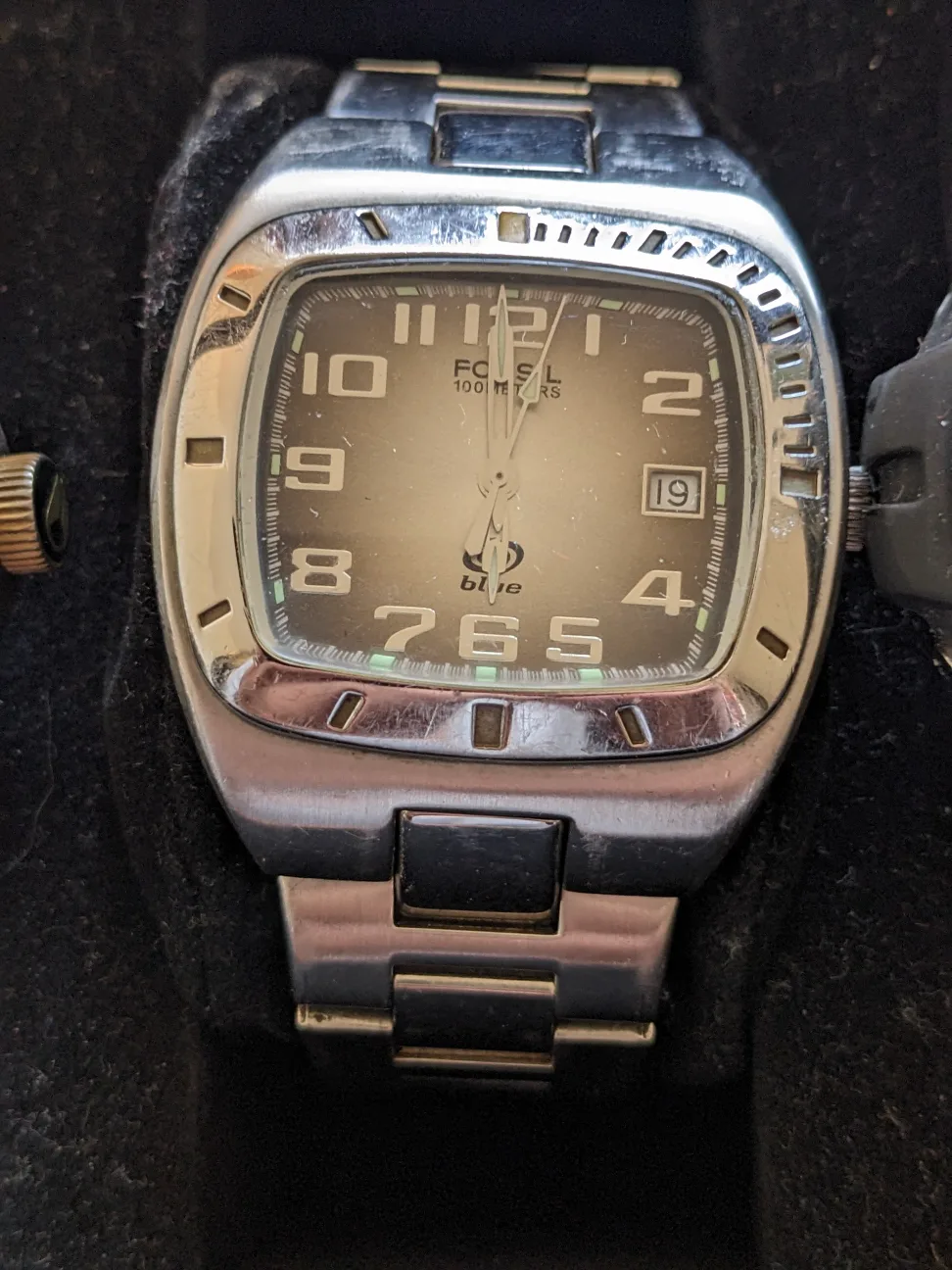 Watch bundle with display case - (Fossil/Nixon/G-Shock) image indicator(5)