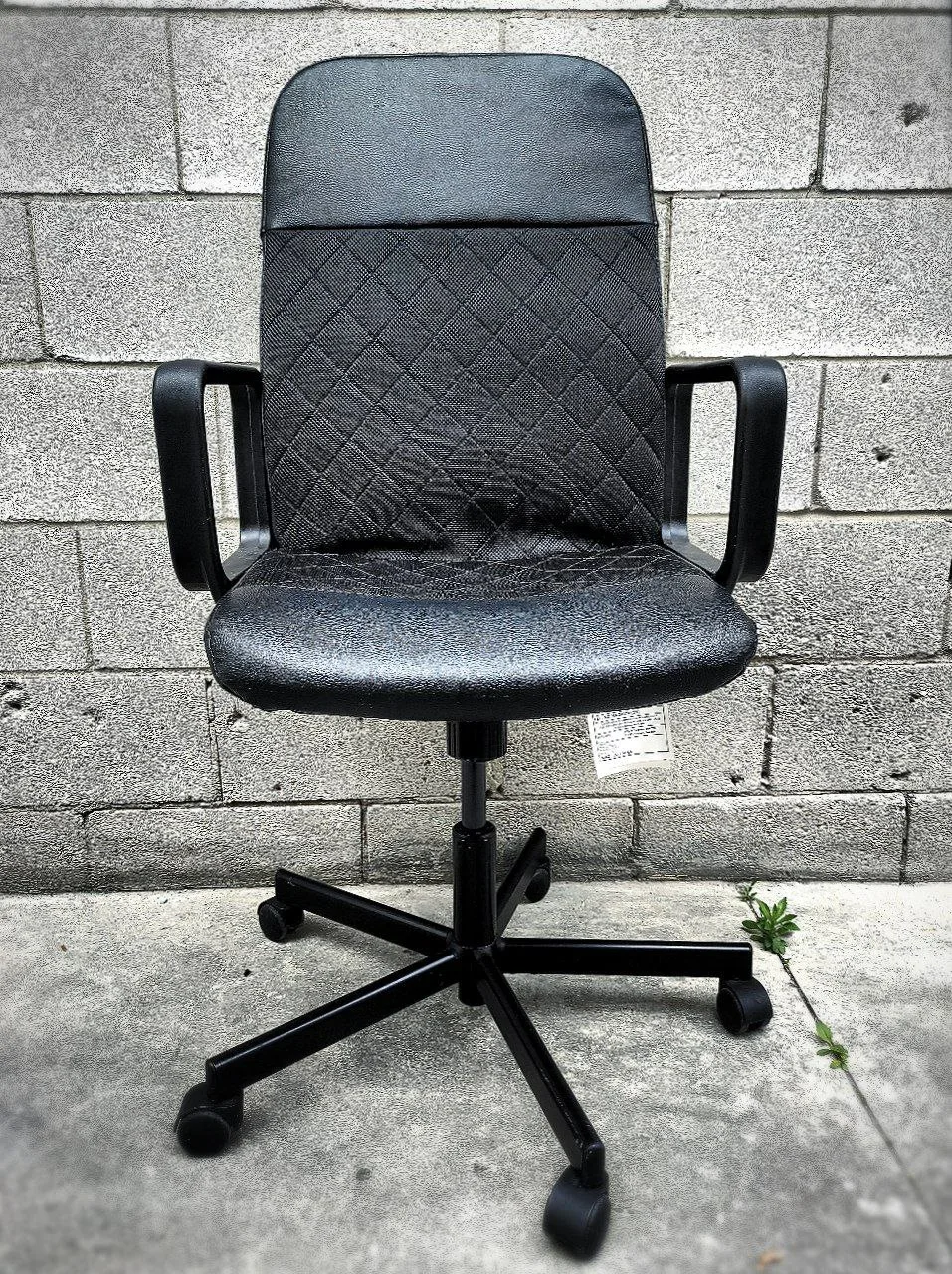 Black Office Chair thumbnail