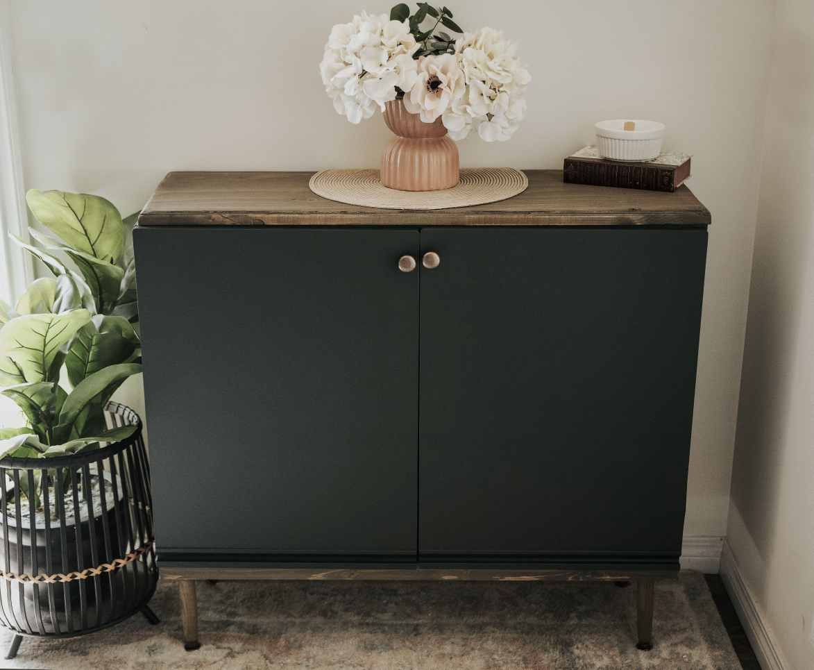 cabinet/hutch/shelf - photo 2