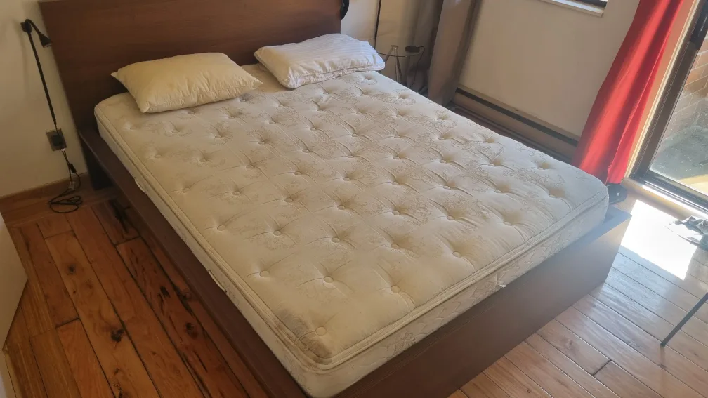Queen Size Mattress - Gently Used image indicator(2)