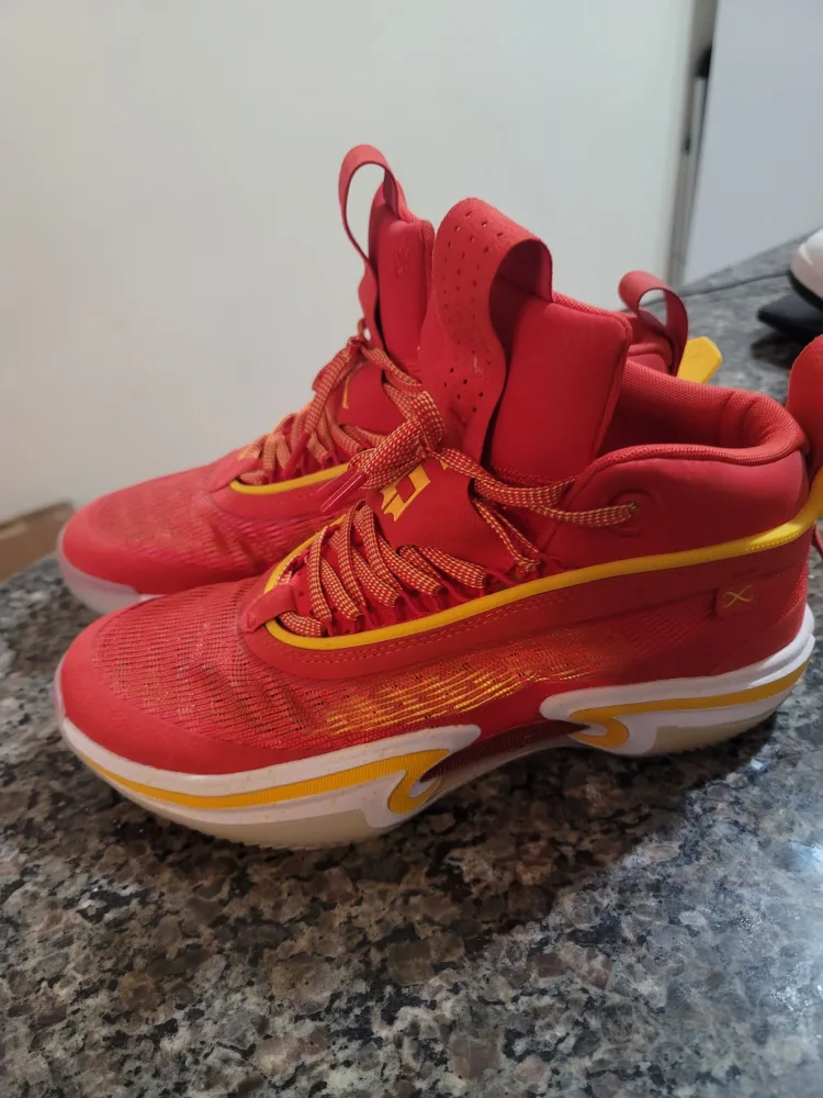 Air Jordan XXXVI Guo Ailun Sneakers image indicator(2)