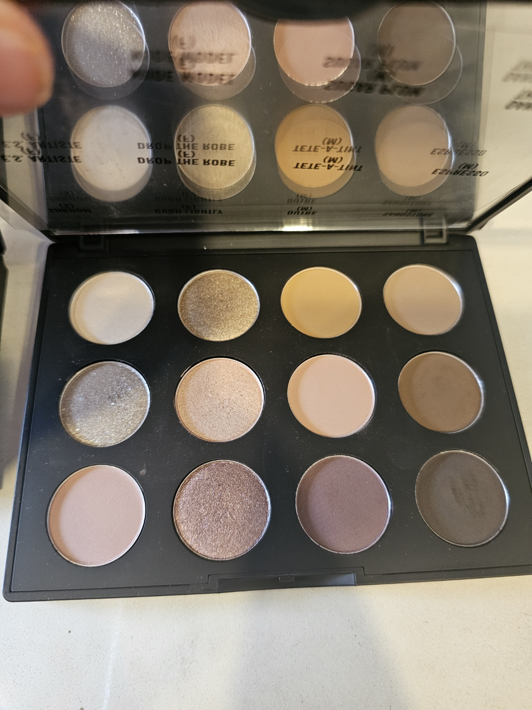MAC Art Library Nude Model and Burgundy bundle - photo 2