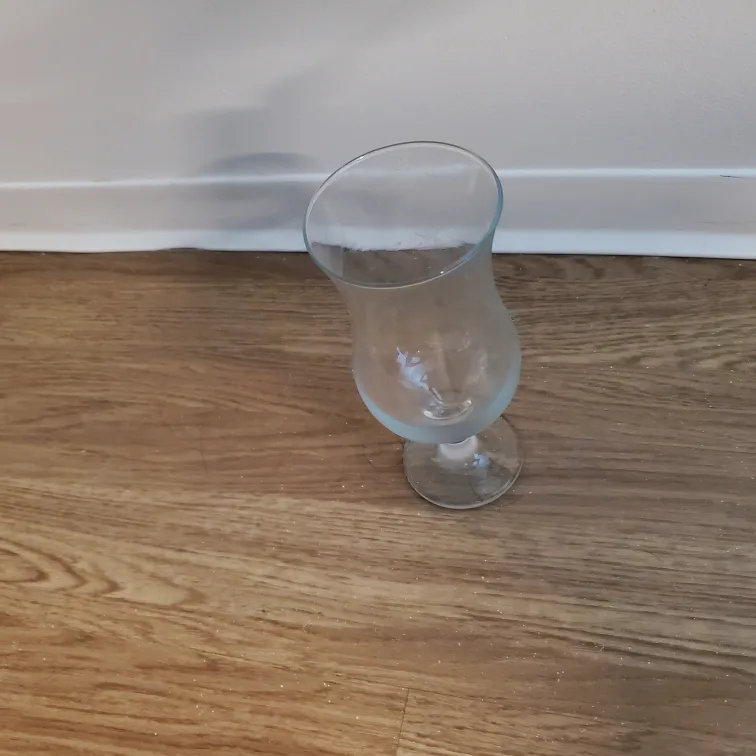 Hurricane glass image indicator(3)