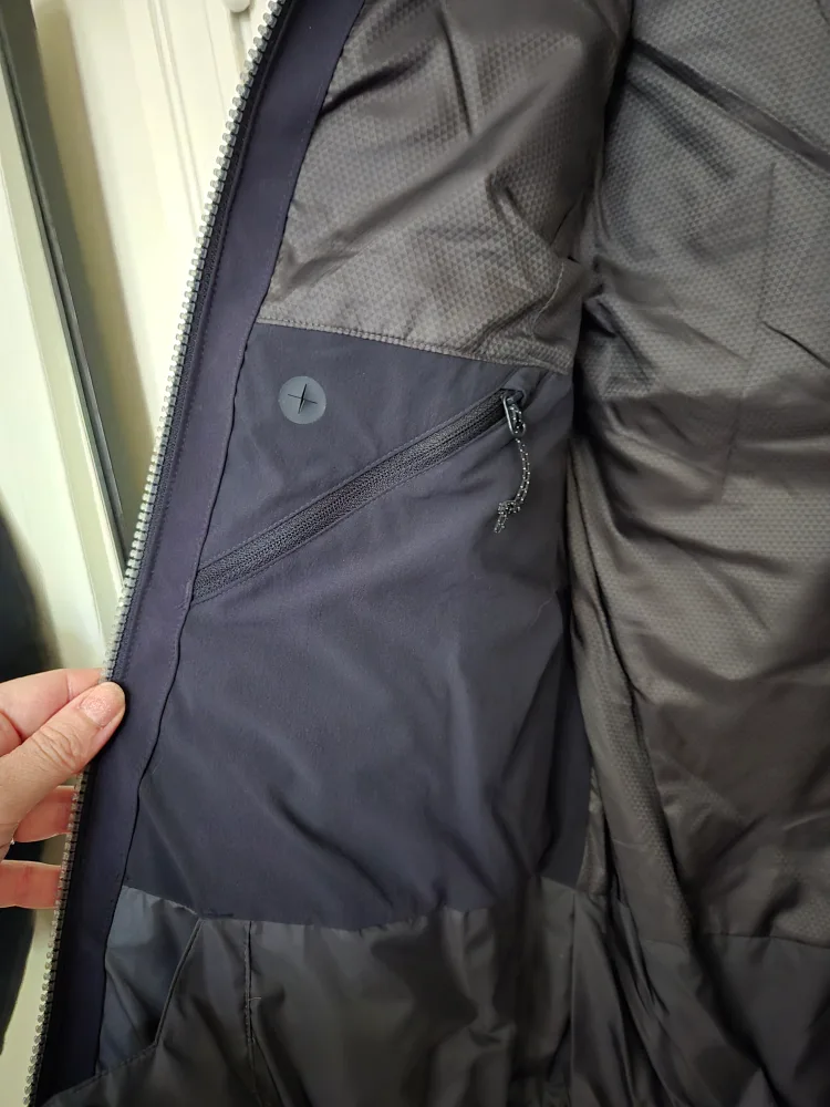 Salomon Icepuff Winter Jacket image indicator(2)