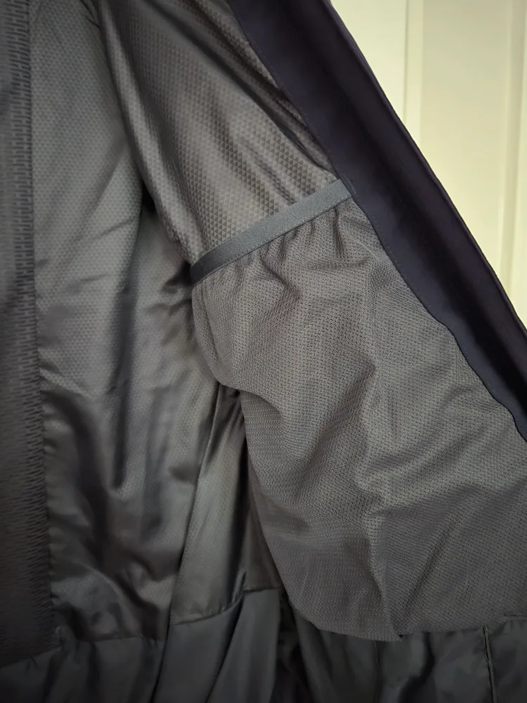 Salomon Icepuff Winter Jacket image indicator(3)