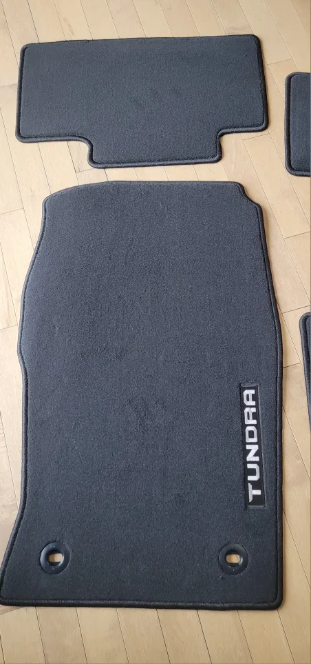 Toyota Tundra Floor Mats - Black image indicator(7)