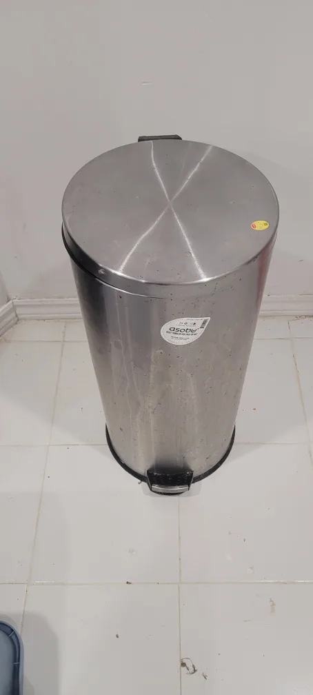 Stainless Steel Step Trash Can thumbnail