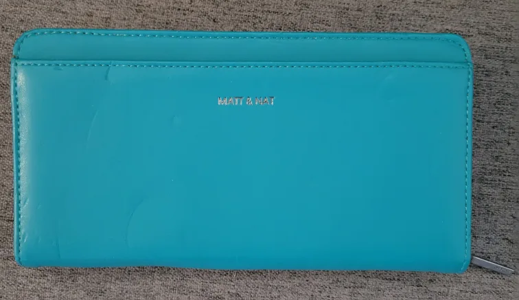 ‼️TOSS ALERT‼️Matt & Nat - Teal Wallet - Vegan Leather image indicator(2)