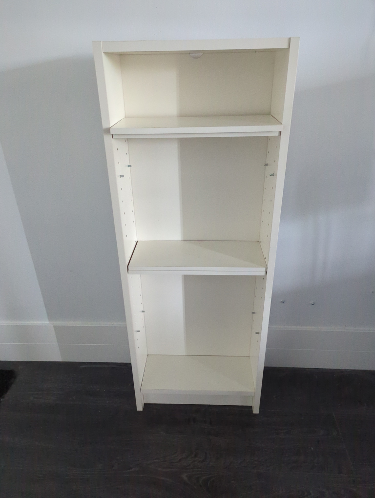 White Bookshelf Unit