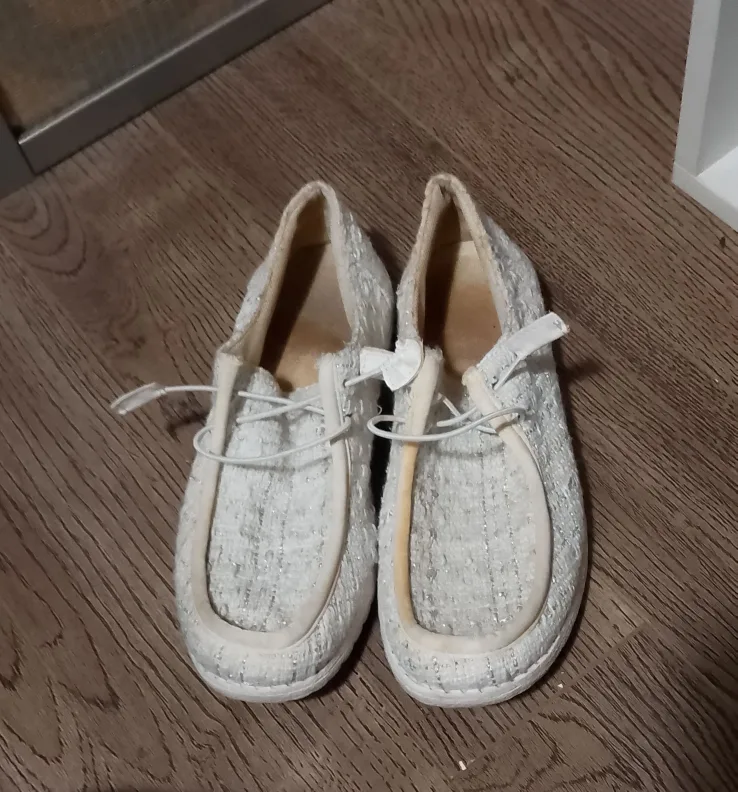 #freecycle White Tweed Slip-On Shoes - Size 37 thumbnail