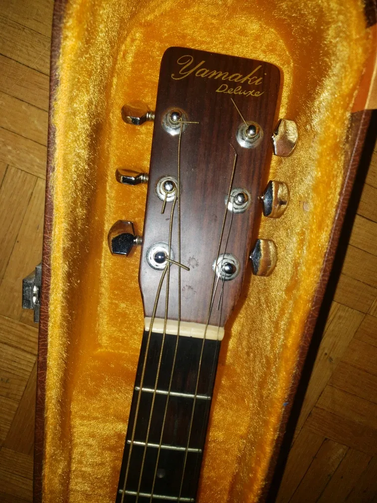 Yamaki Folk Acoustic Guitar image indicator(4)