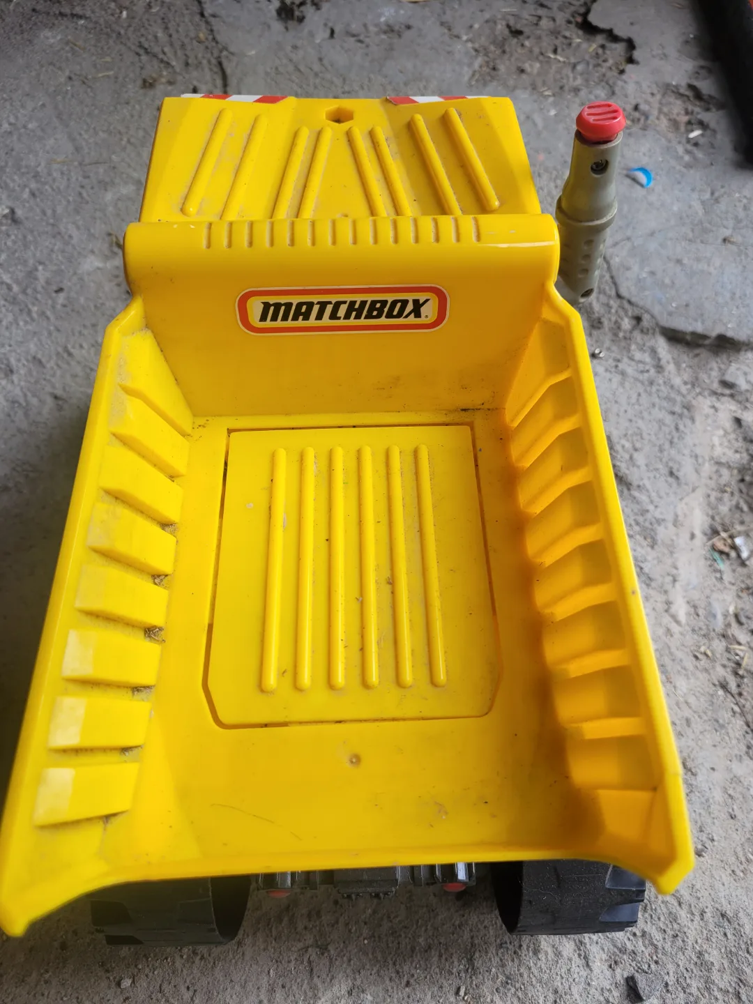 Matchbox Construction Truck thumbnail
