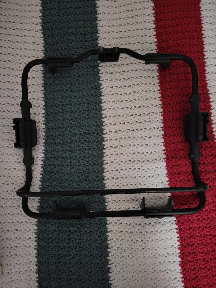 UPPAbaby Car Seat Adapter image indicator(2)