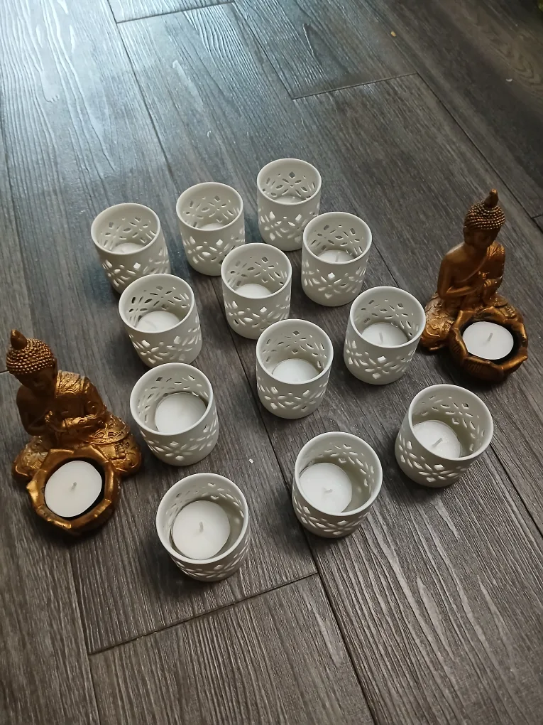 Decorative Candles and Candle holders thumbnail