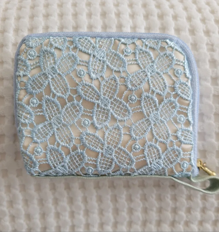 Cheri Jewellery Case - Light Blue Lace image indicator(3)
