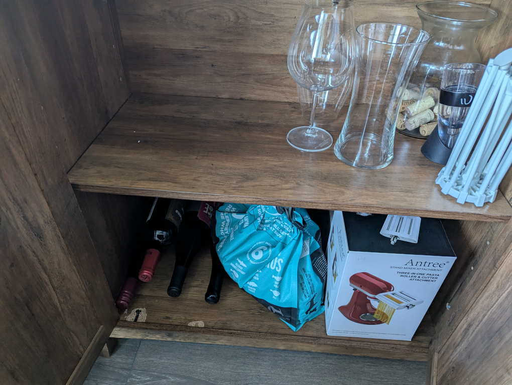 Barn style wooden cabinet - photo 3