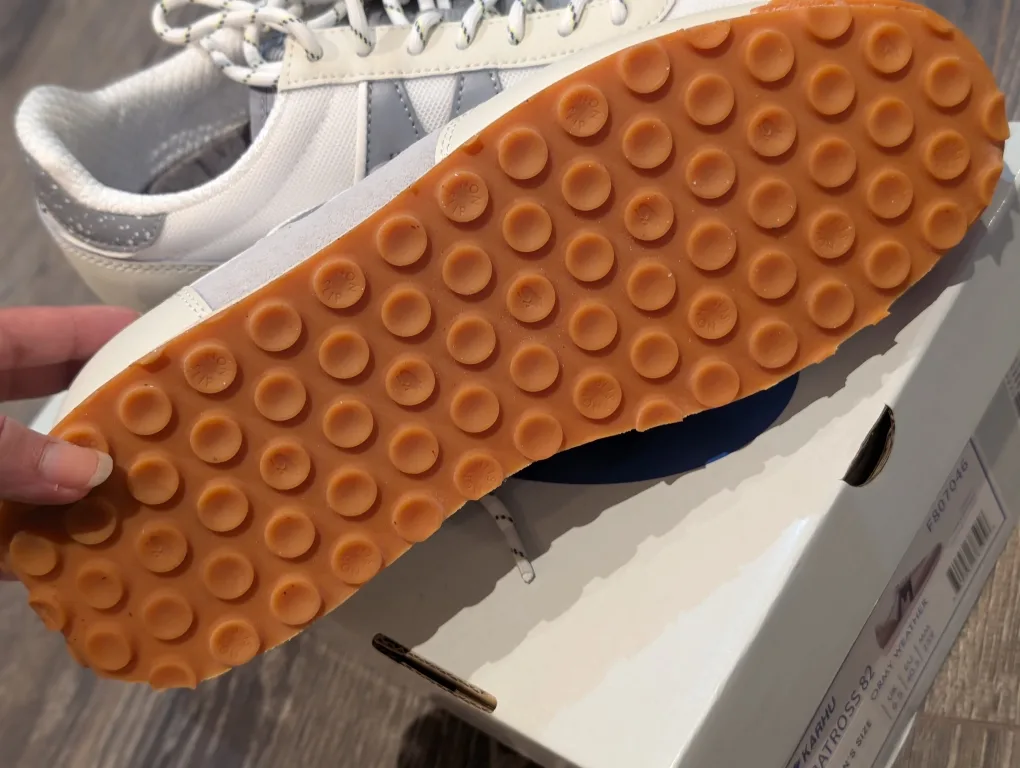 BNIB, Karhu Albatross 82 Women's Sneakers, size 9 image indicator(3)