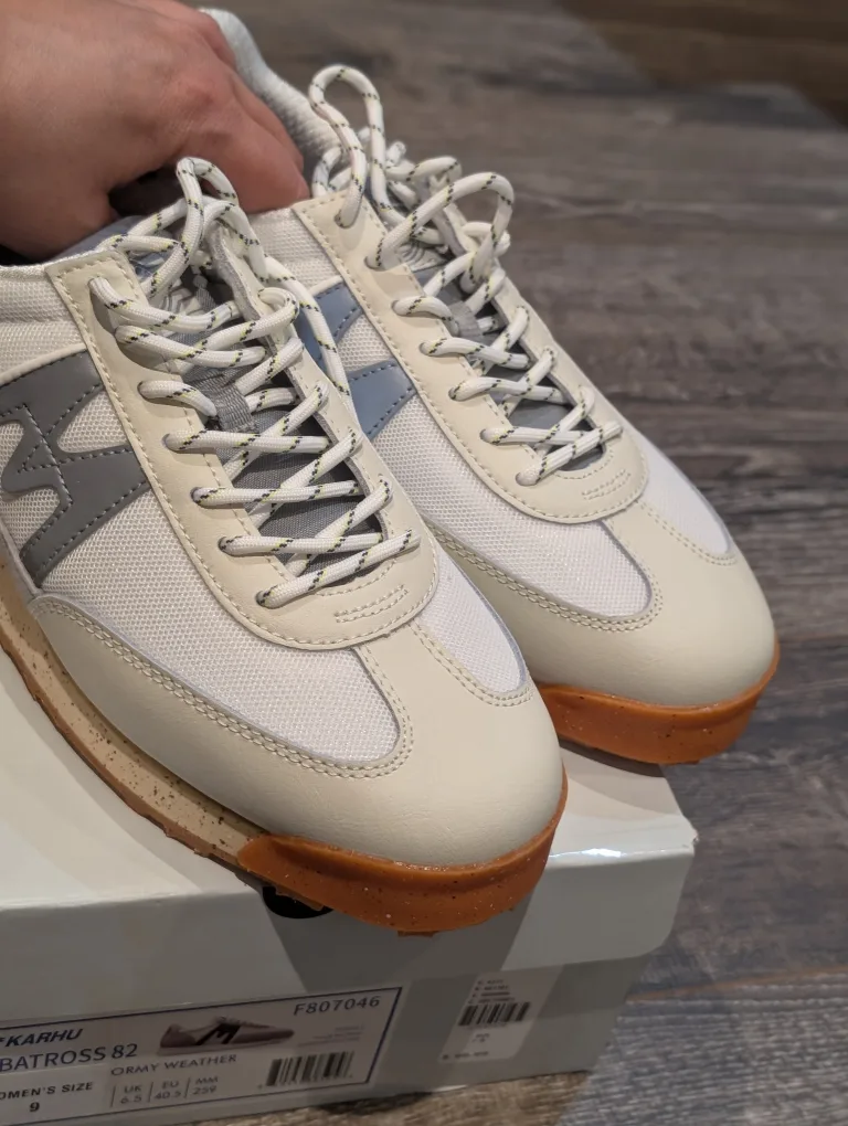 BNIB, Karhu Albatross 82 Women's Sneakers, size 9 image indicator(4)