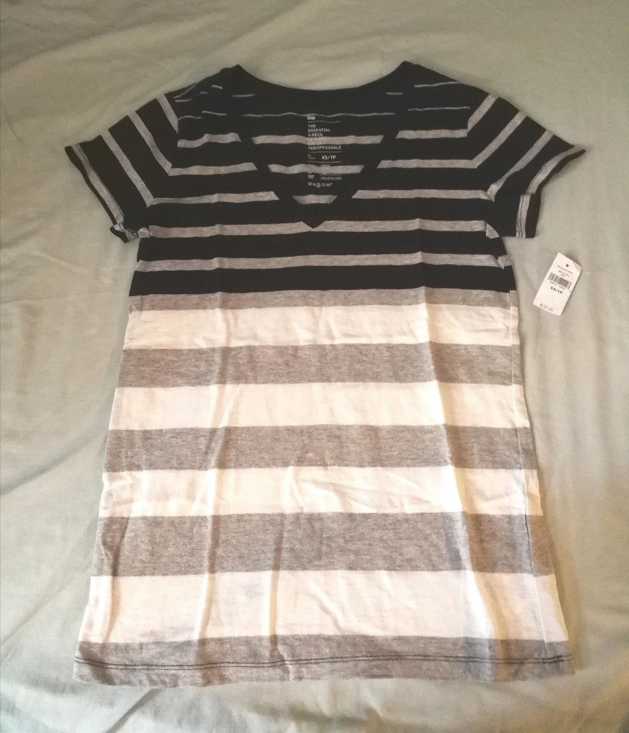 Gap T-Shirt women XS - New with tag
