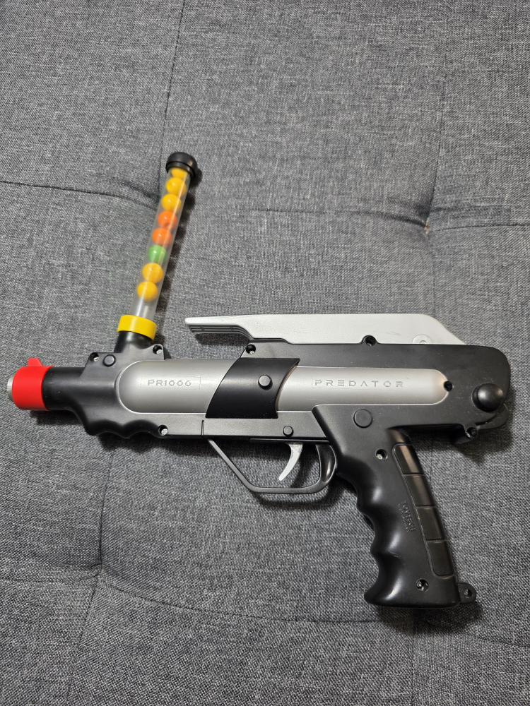 Predator PR1000 Paintball Gun with Paintballs - photo 3
